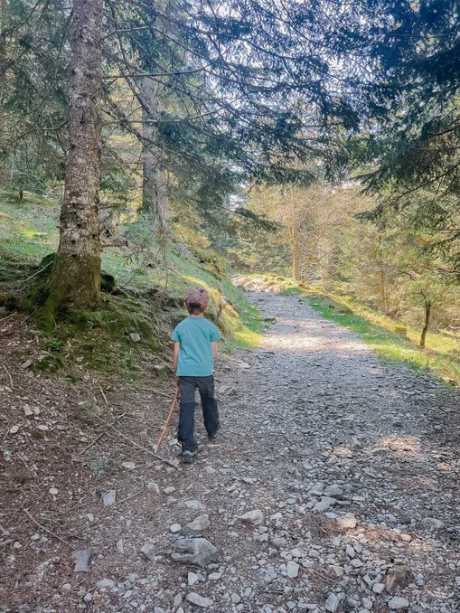 balade famille pyrenees high