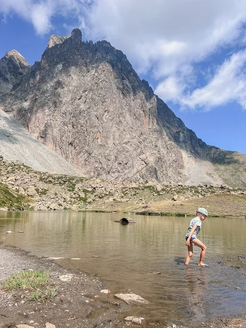 lac pombie pyrenees high