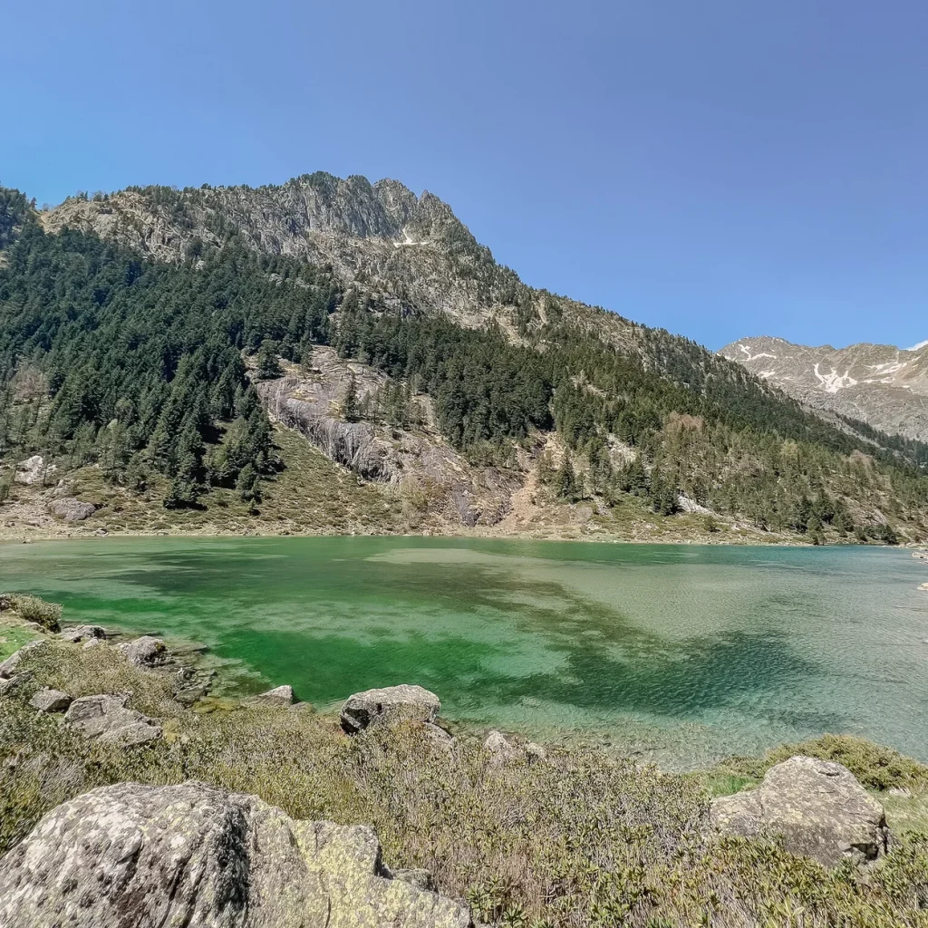 lac suyen pyrenees