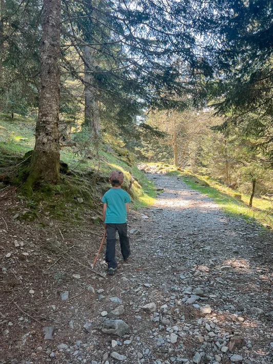 pyrenees randonnée famille2