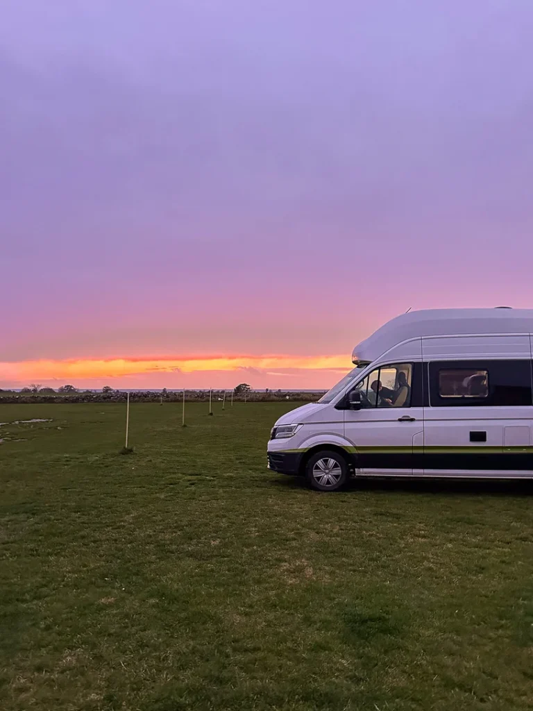 suede vanlife famille13